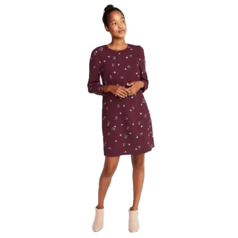 Old Navy Burgundy Ditsy Floral Print Crepe 3/4 Sleeves Shift Mini Dress